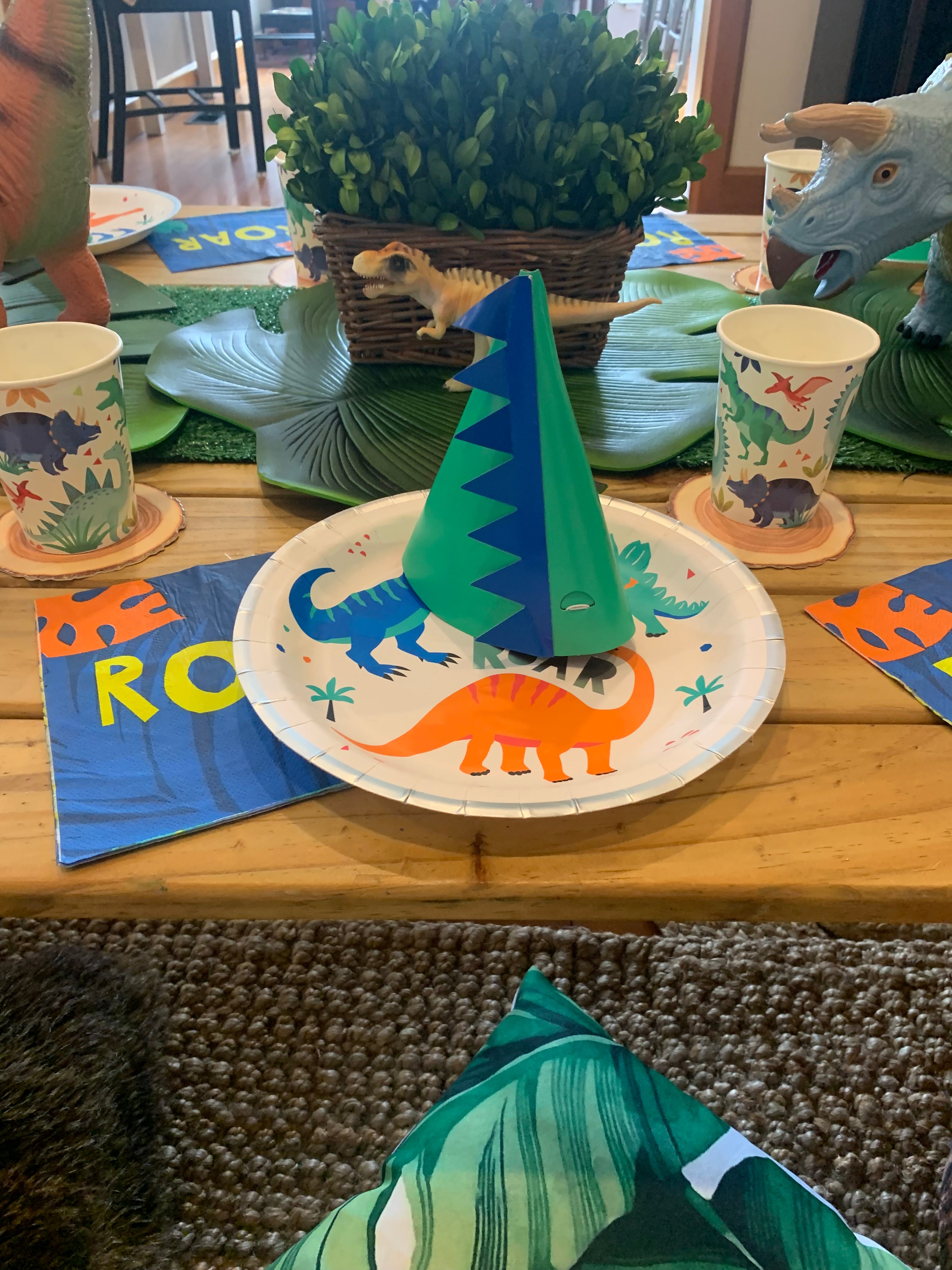 Wellington party company dinosaur kids party ideas
