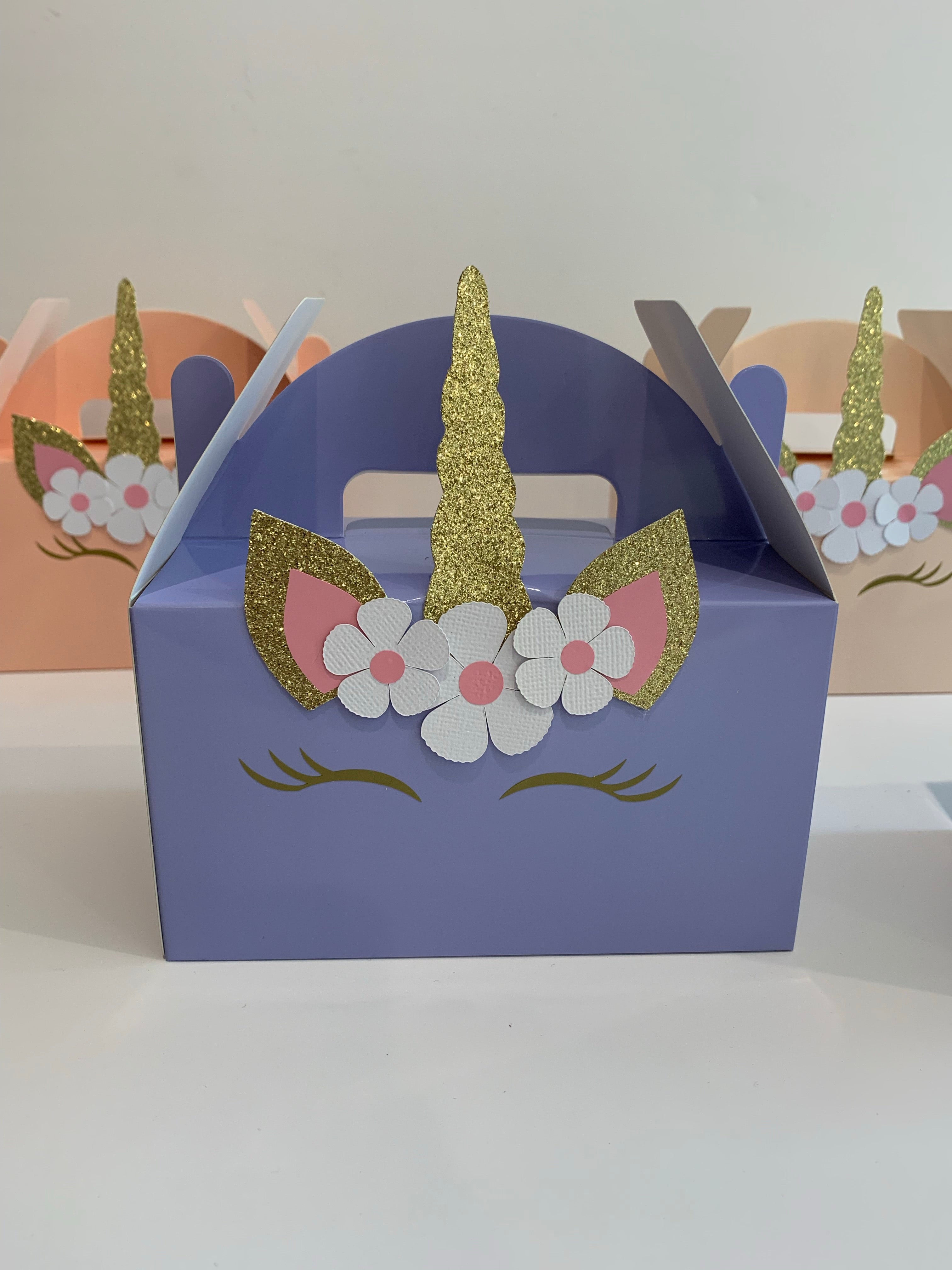 Unicorn pastel gift boxes