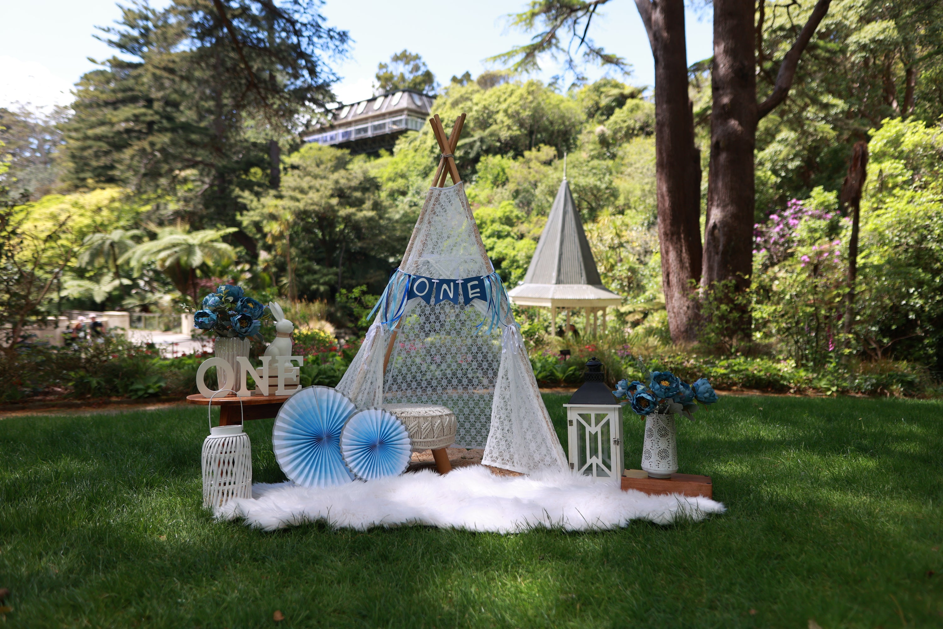 Teepee first birthday photo shoot Wellington Botanical Gardens