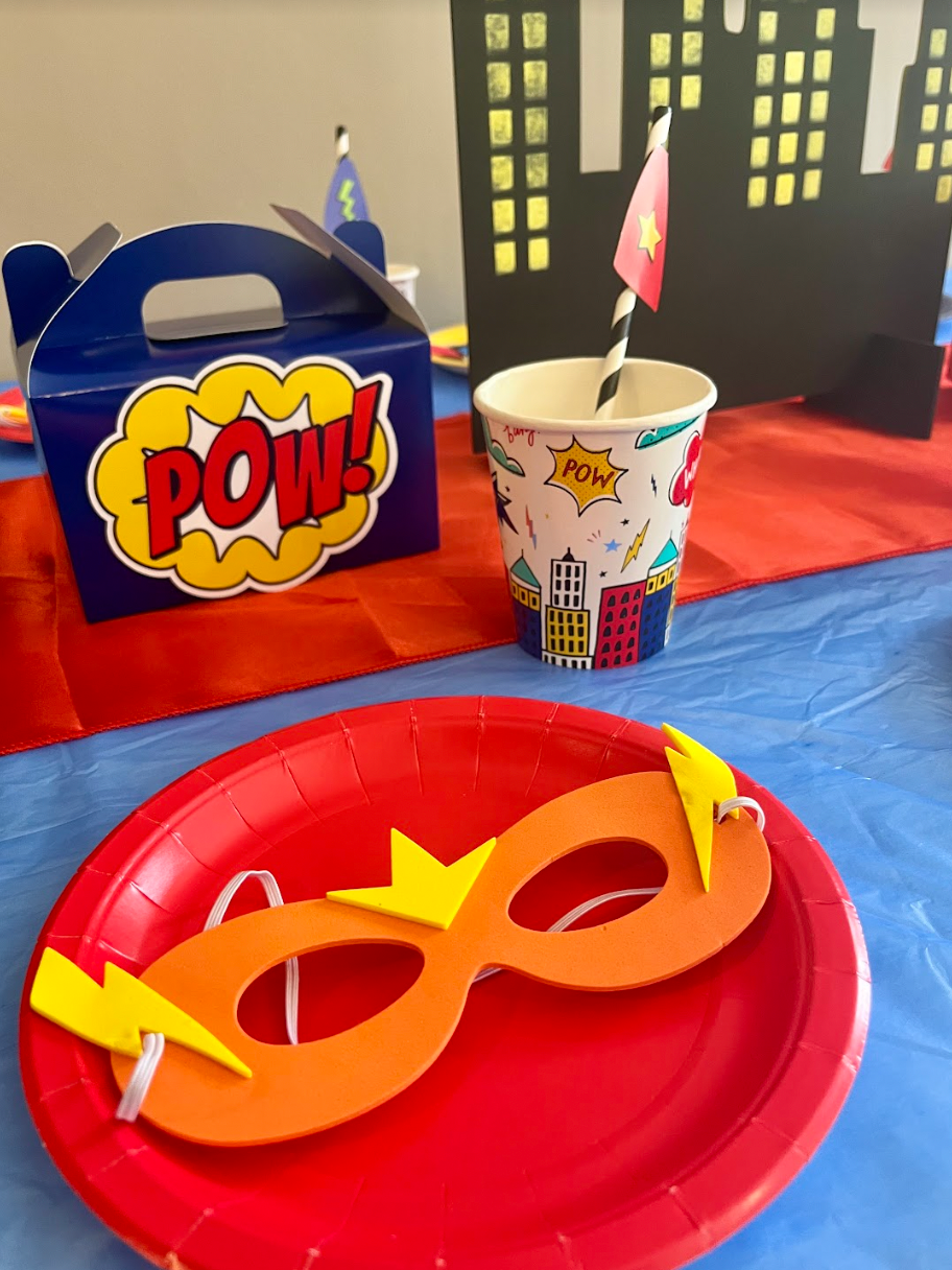 Superhero party supplies
