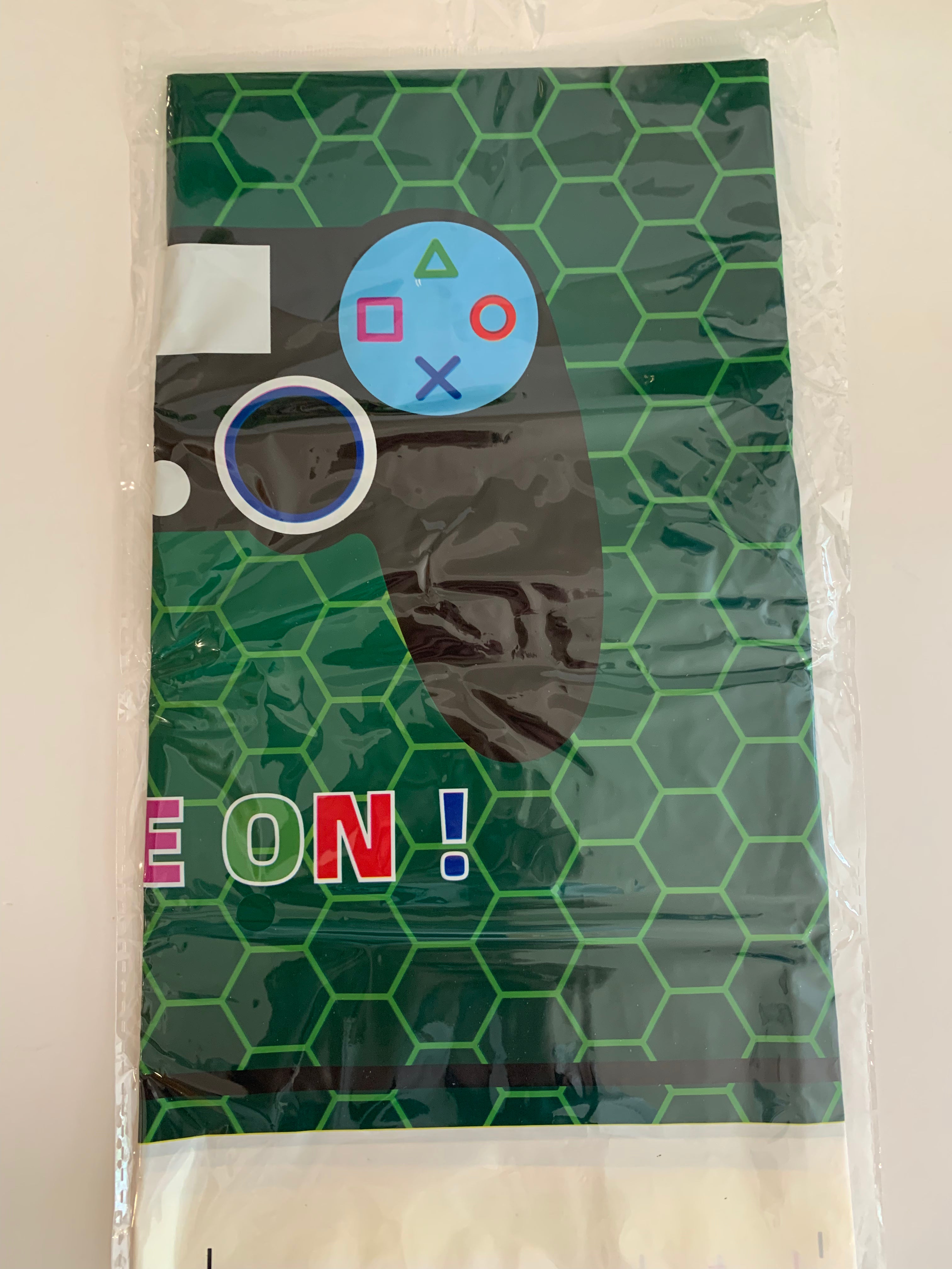 Game on gaming table cloth