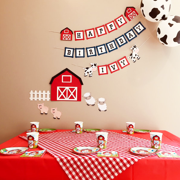 Farmyard party supplies