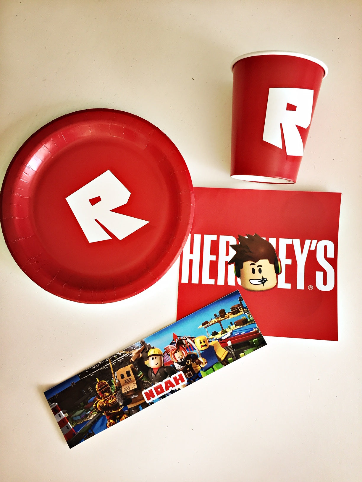 Roblox party supplies