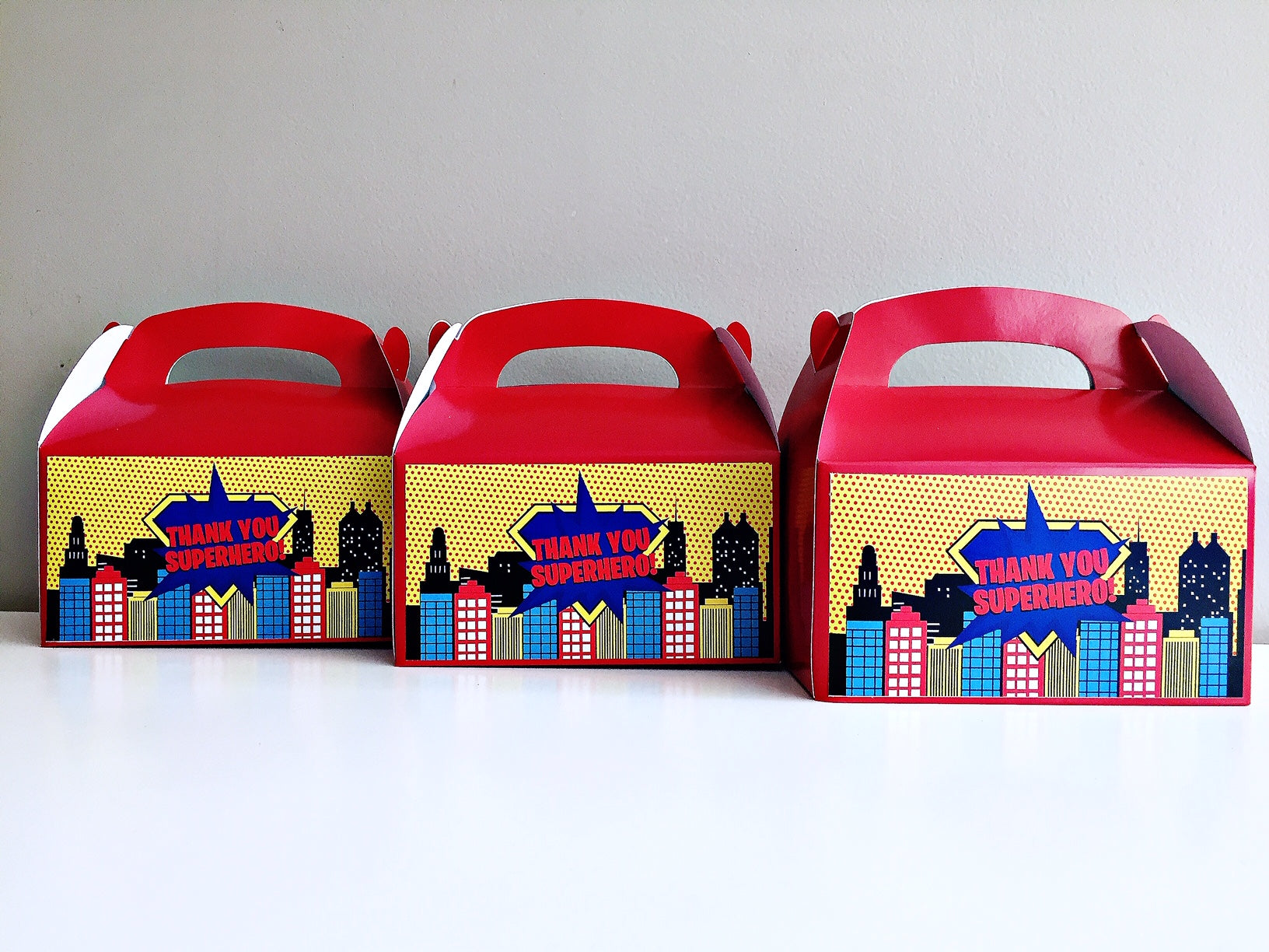 Superhero party favour gift boxes