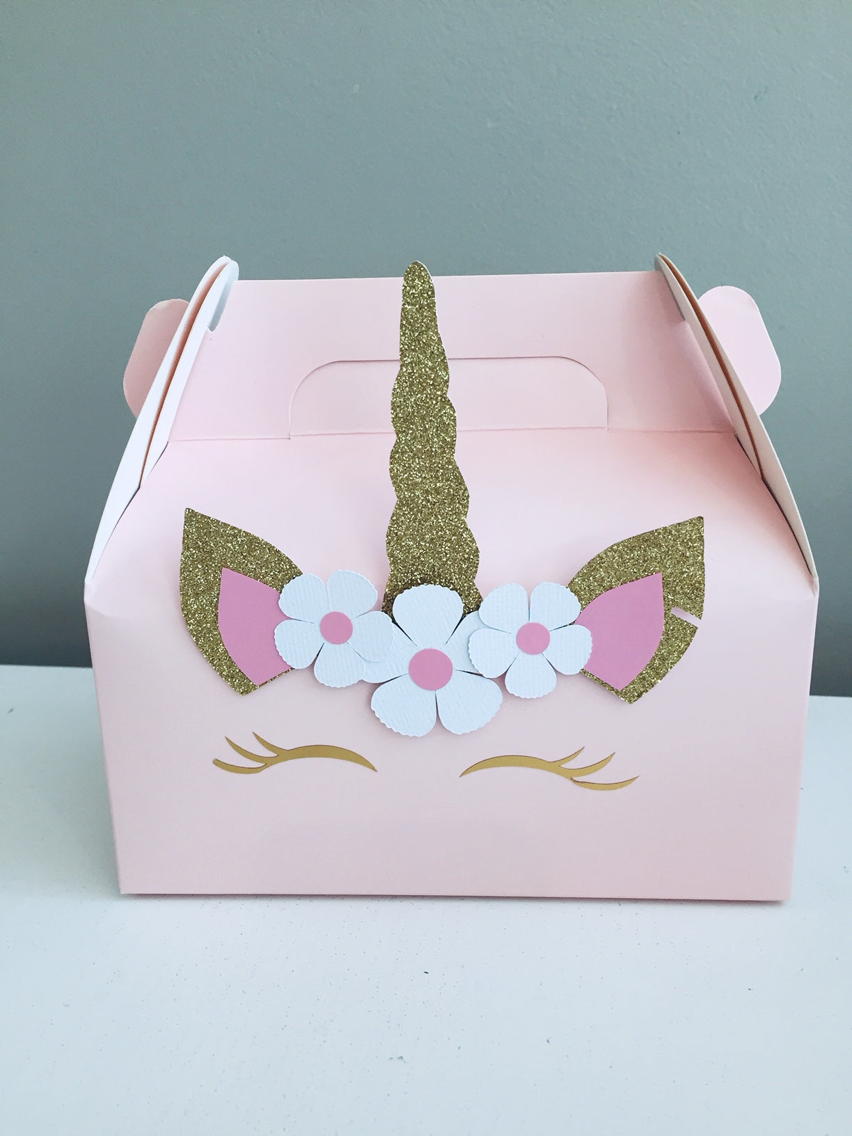Unicorn gift box
